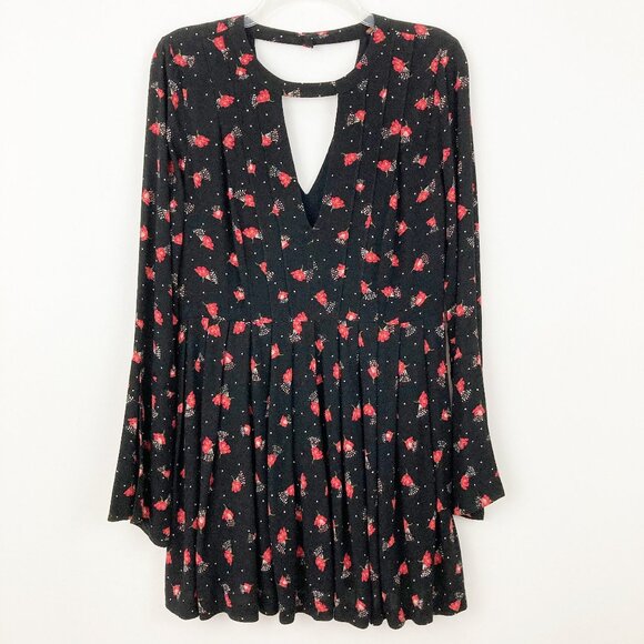 Free People Teagan Mini Dress Size 8 Black Floral Long Sleeve Keyholes Pleated - Picture 2 of 11